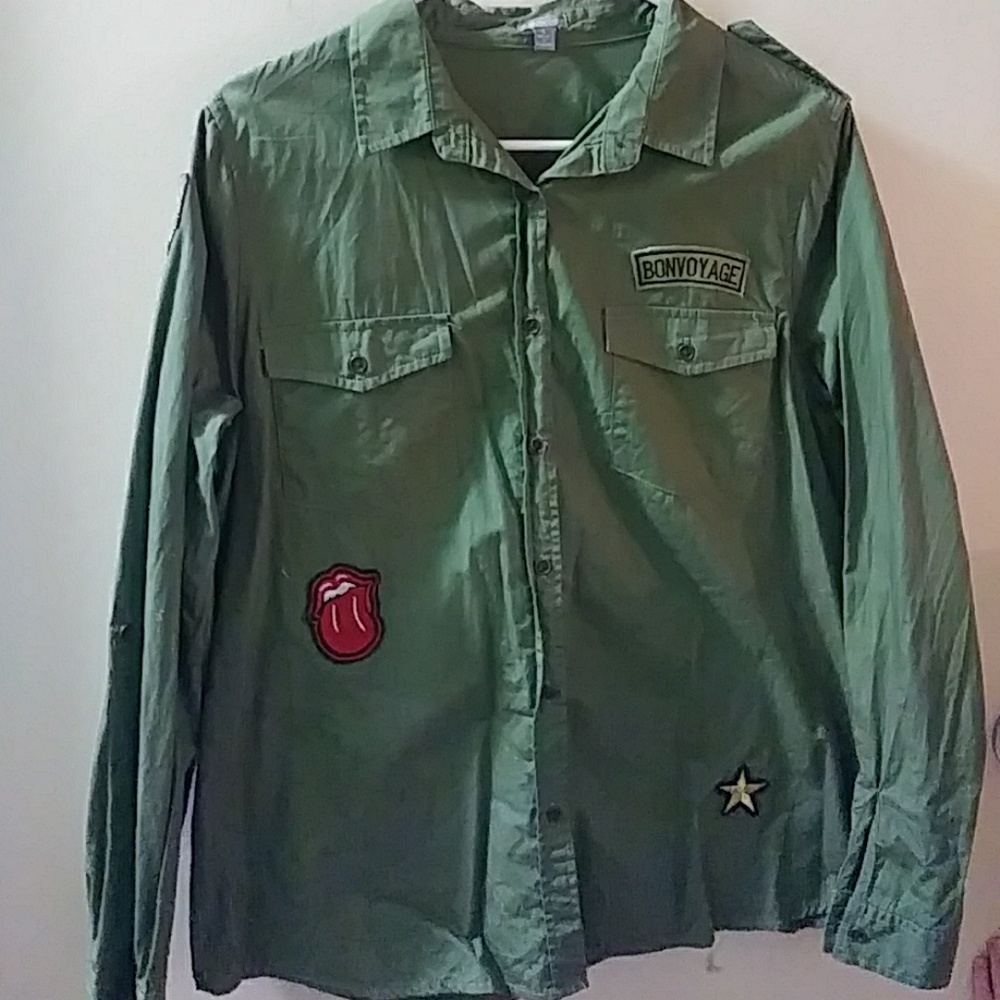 Military style button up